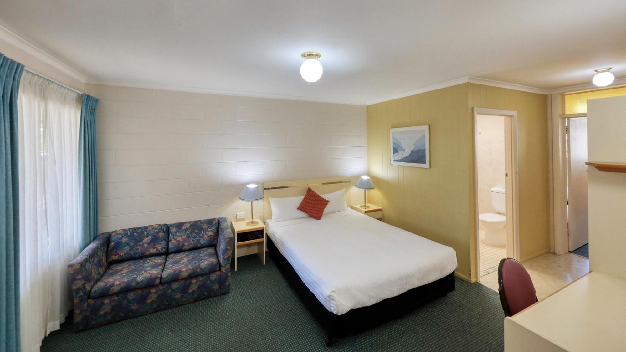 Comfort Inn Девонпорт Экстерьер фото